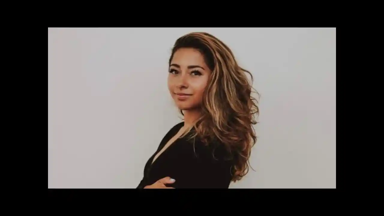 S4 E18 Kim Prada-Gonzalez, Founder of Vibe with Tribe