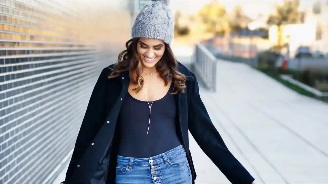 S4 E19 Erin Washington, Author and Podcast Host of ThErinpy